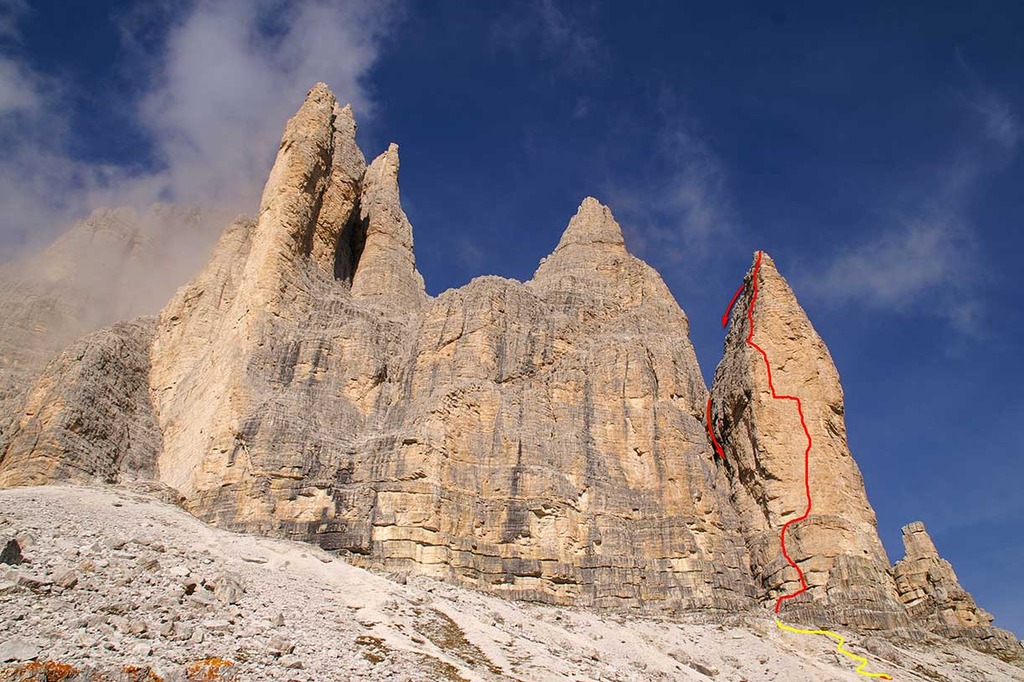 Climbing Route On Cima Piccola Di Lavaredo Via Cassin Dolomiti SkiRock