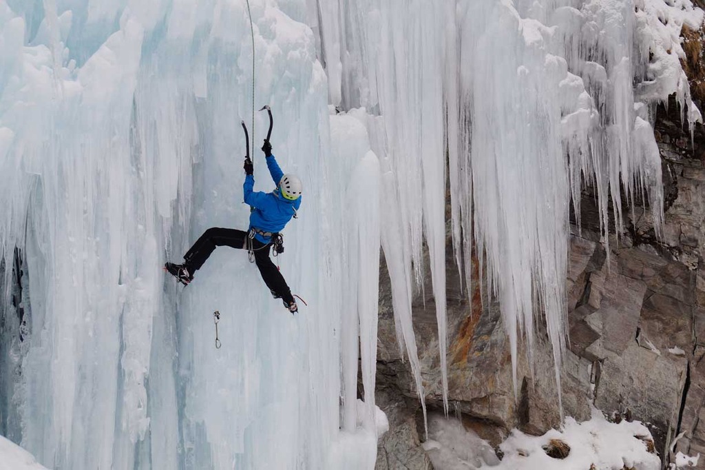 Альпинизм лед. Glacier climbing. Ледяной альпинизм. Снюс. Try ice.