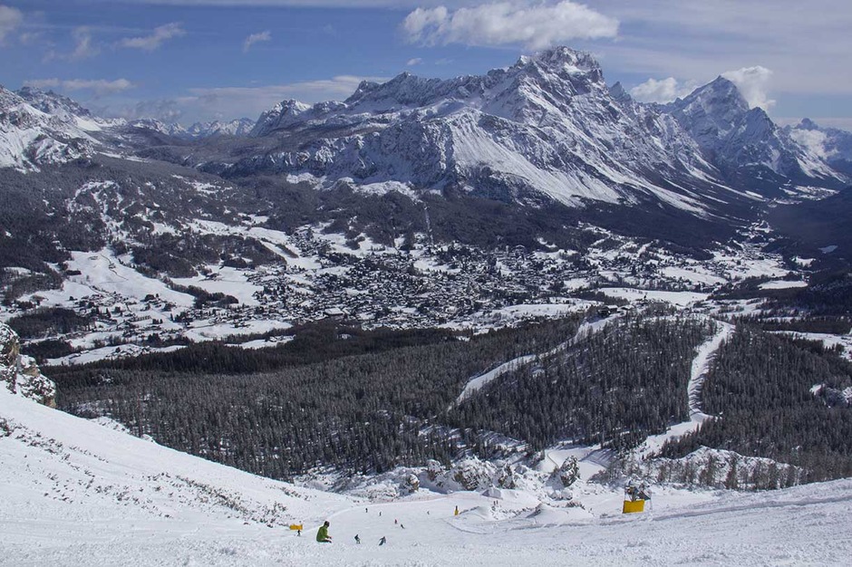 Skiing in Cortina d'Ampezzo